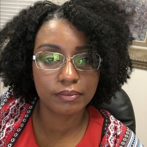 Meet your Posher, Tonya